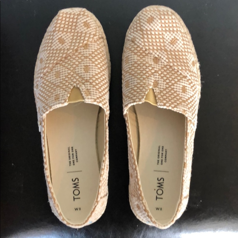 TOMS. Size 8W worn once